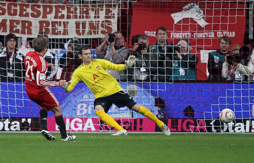 11. Spieltag: FC Bayern - 1. FC Nürnberg (28.-30.10.2011). Am 12. Spieltag der letzten Saison gewinnen die Münchener in der Allianz Arena 3:0. Mario Gomez trifft doppelt, das dritte Tor erzielt Philipp Lahm.