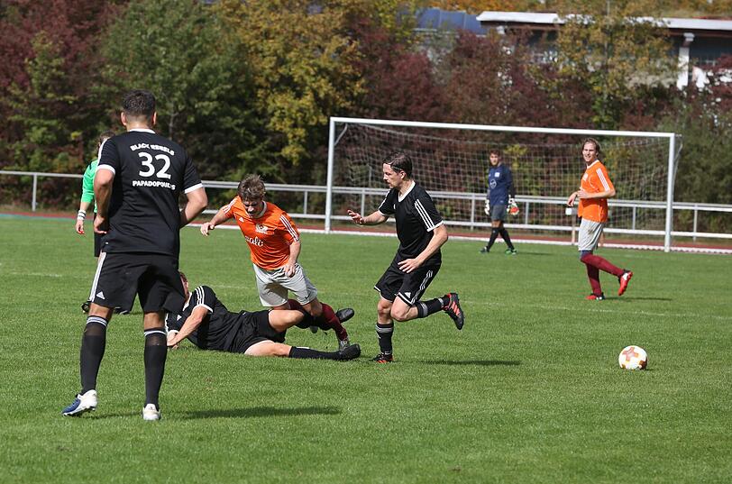 Der AZ-Freizeitkicker-Cup der Royal Bavarian Liga: Die Bilder vom Finale 2018 zum Durchklicken...