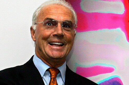 Franz Beckenbauer plauderte beim Landespresseball in Hannover auch über die Personalie Klinsmann.