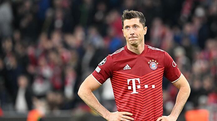 Robert Lewandowski von München reagiert enttäuscht nach dem Schlusspfiff.