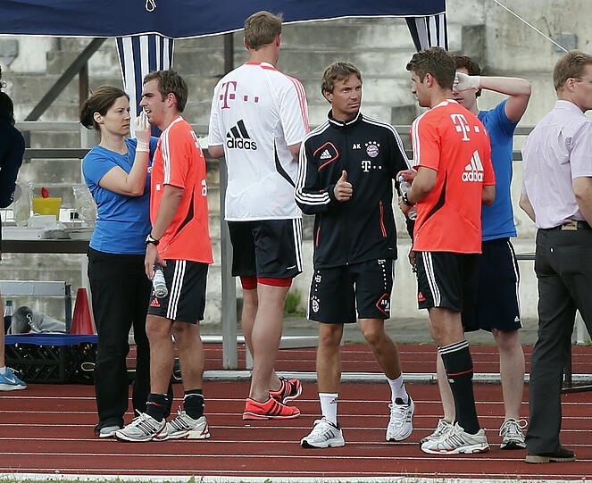 Vor dem Abflug nach China war für den FC Bayern am Sonntagvormittag laufen und pieksen angesagt. Die Spieler mussten zum Laktattest - die Bilder.