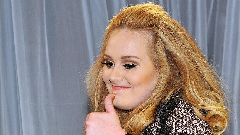 Das perfekte Weihnachtsgeschenk für Adele: Kochstunden mit Nigella Lawson Das perfekte Weihnachtsgeschenk für Adele: Kochstunden mit Nigella Lawson