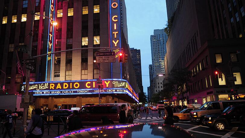 Die Radio City Music Hall in Manhattan: Hier sind schon Stars wie Michael Jackson oder Lady Gaga aufgetreten. Die Radio City Music Hall in Manhattan: Hier sind schon Stars wie Michael Jackson oder Lady Gaga aufgetreten.