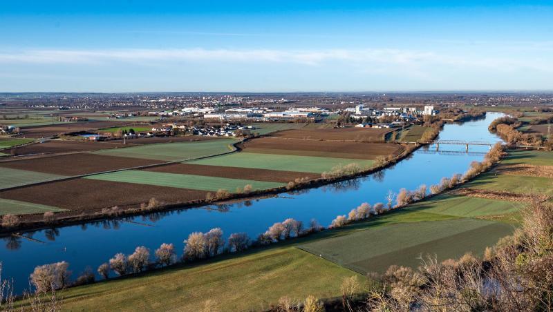 Blick vom Bogenberg (Landkreis Straubing-Bogen) auf die Donau. Foto: Armin Weigel/dpa/Archivbild Blick vom Bogenberg (Landkreis Straubing-Bogen) auf die Donau. Foto: Armin Weigel/dpa/Archivbild