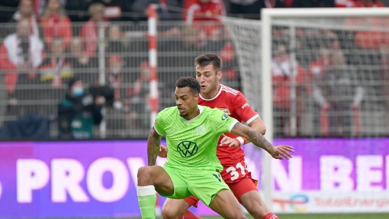 Lukas Nmecha (v) soll für Wolfsburg die Tore schießen.