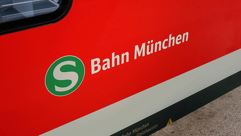 Wegen Arbeiten für die Zweite Stammstrecke fahren zwischen dem 3. und 6. November weniger Linien durch die bestehende Stammstrecke. Wegen Arbeiten für die Zweite Stammstrecke fahren zwischen dem 3. und 6. November weniger Linien durch die bestehende Stammstrecke.