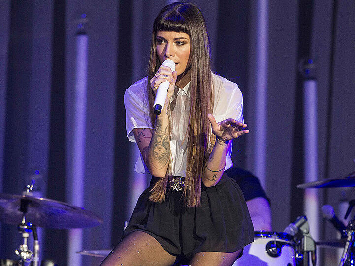 Christina Perri bei einem Konzert in Atlanta