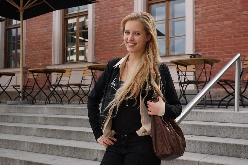 Julia Nummer 4.