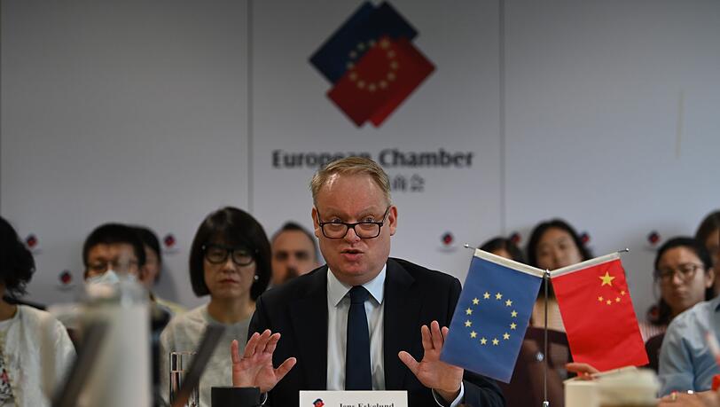 Die EU-Kammer gab auch weitere Informationen zur Lage um Exportkontrollen auf Seltene Erden. Die EU-Kammer gab auch weitere Informationen zur Lage um Exportkontrollen auf Seltene Erden.