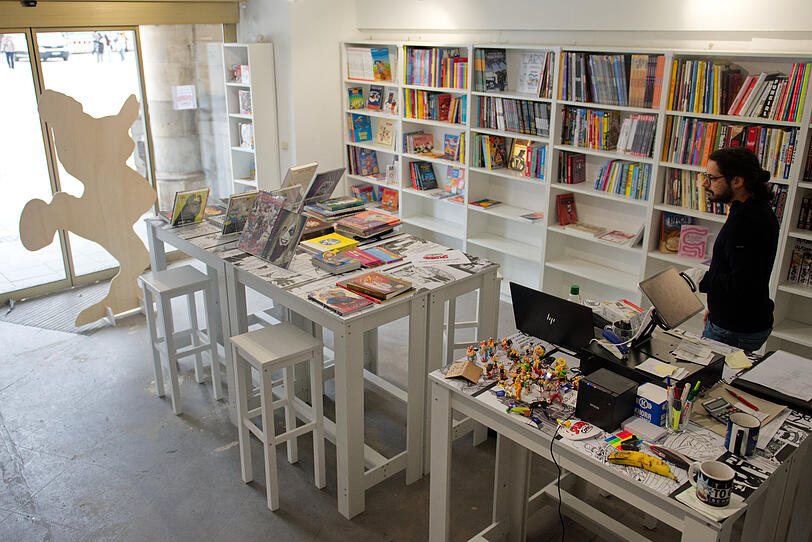 Noch ist nicht alles fertig eingerichtet in Michael Khambekars neuem Comicladen "Splendid Comics". Aber das Sortiment ist schon sehr vielf&auml;ltig.