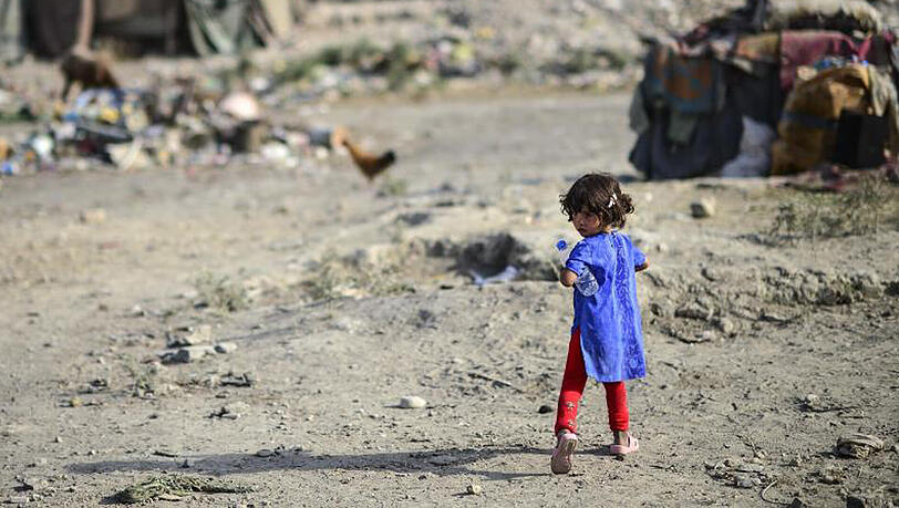 3512 Kinder sind 2016 dem neu aufgeflammten Krieg zwischen radikalislamischen Taliban und afghanischer Regierung zum Opfer gefallen. 3512 Kinder sind 2016 dem neu aufgeflammten Krieg zwischen radikalislamischen Taliban und afghanischer Regierung zum Opfer gefallen.