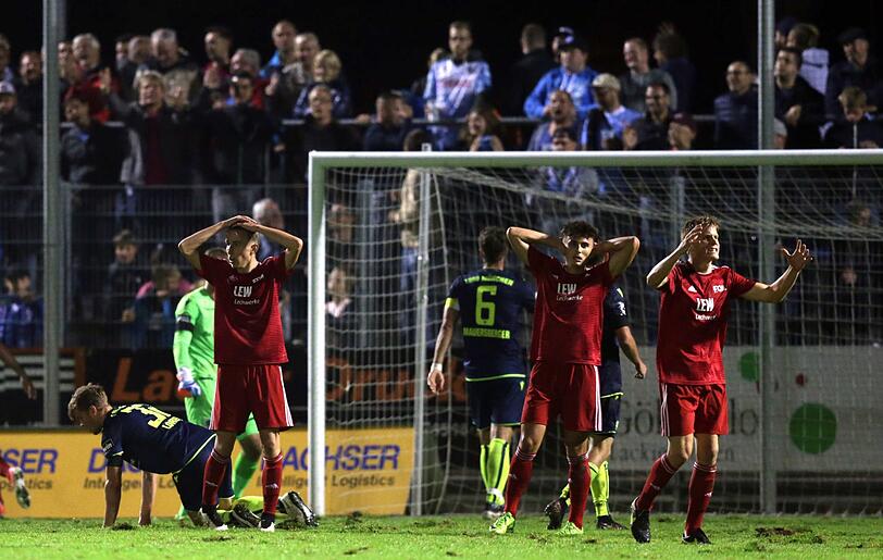 Enttäuschung pur bei den Spielern des FC Memmingen.