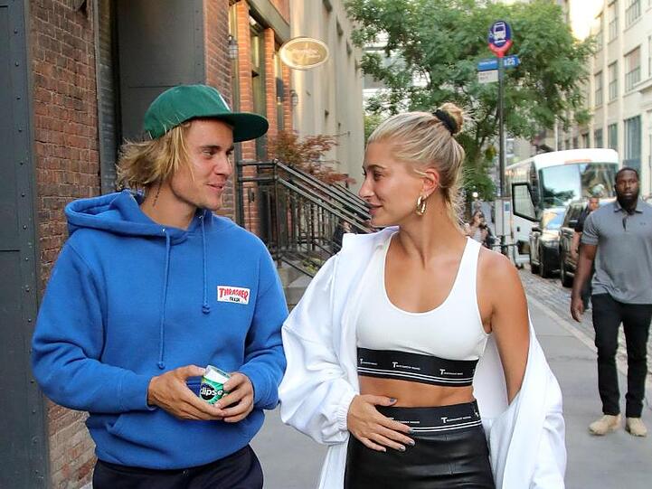 Justin und Hailey Bieber wollen wohl am kommenden Wochenende heiraten.