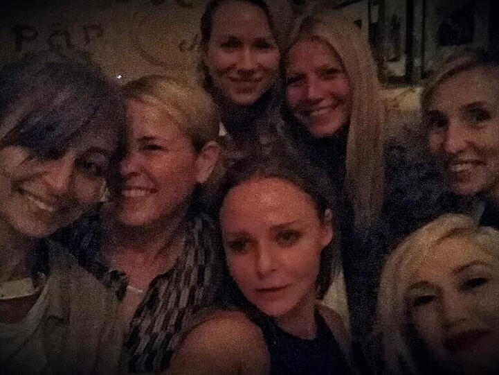 Alle versammelt: Das Twitter-Selfie von Gwyneth Paltrow