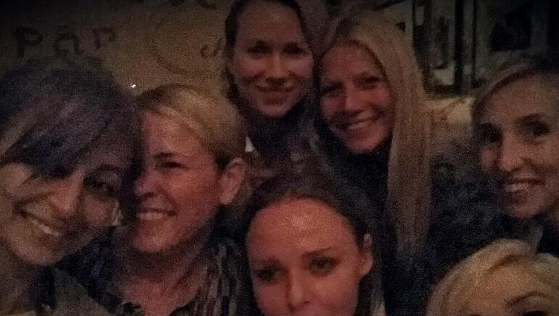 Alle versammelt: Das Twitter-Selfie von Gwyneth Paltrow Alle versammelt: Das Twitter-Selfie von Gwyneth Paltrow