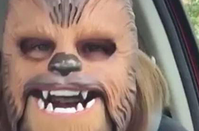 Candace Payne als Chewbacca - das Live-Video stellte einen Rekord auf: mehr als 100 Millionen Mal wurde es angesehen.