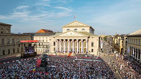 Oper f&uuml;r alle im Sommer 2024 am Max-Joseph-Platz