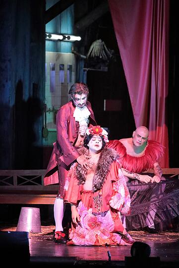 "Aus einem Totenhaus" im Nationaltheater.