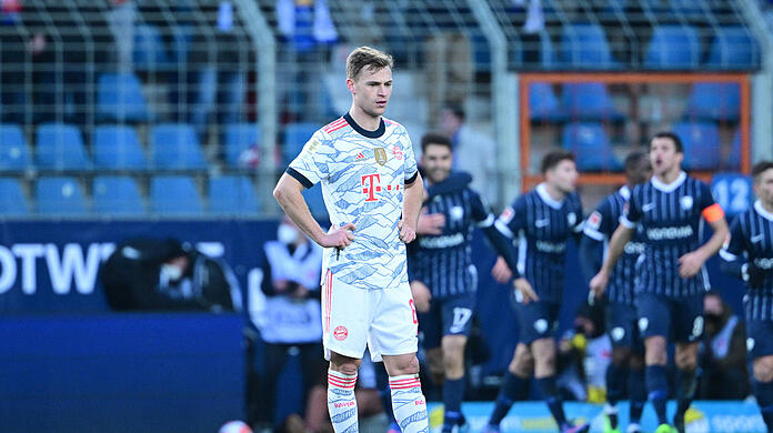 Fassungslos: Bayerns Mittelfeld-Chef Joshua Kimmich bei der 2:4-Pleite in Bochum.