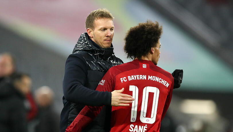 "Einer der besten Einkäufe ist Julian Nagelsmann", sagt Hoeneß über den Bayern-Trainer (l.), hier mit Leroy Sané.