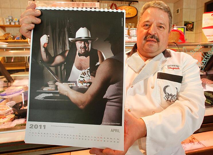 METZGER: Allzu tierlieb sollte man für den Job nicht sein. Aber im Schlachthaus ist es immerhin stets schön kühl. Aber Vorsicht: Beim eventuellen Fotoshooting zum Kalender-Star geht es bestimmt heiß her...