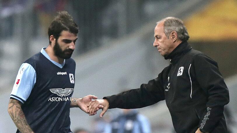 Löwen-Neuling Grigoris Makos und Trainer Reiner Maurer Löwen-Neuling Grigoris Makos und Trainer Reiner Maurer