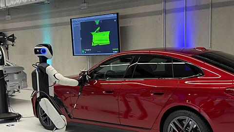 Ein Roboter wie ihn BMW in Leipzig einsetzt.