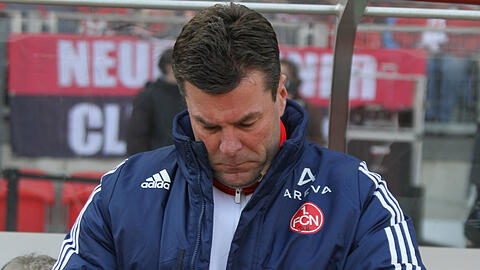 Von der Konkurrenz begehrt, aber seine Trainer-Zeit beim Club ist wohl noch lange nicht abgelaufen: Dieter Hecking.