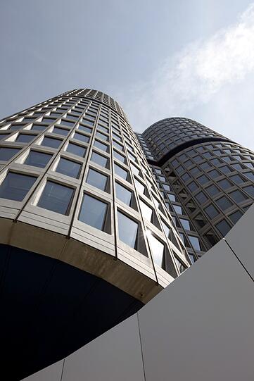 Spannend ist der Turm in seiner Erscheinung ohnehin. Was da in Milbertshofen in die Höhe ragt,...