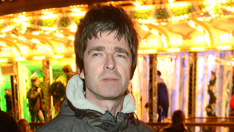 Der stets leicht genervte Blick könnte schon als Noel Gallaghers Markenzeichen durchgehen Der stets leicht genervte Blick könnte schon als Noel Gallaghers Markenzeichen durchgehen