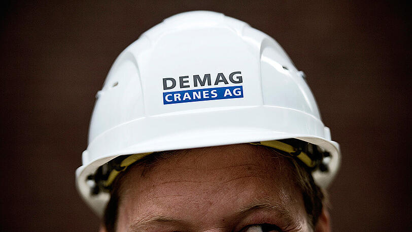 Der Mutterkonzern des deutschen Kranbauers Demag, der US-Maschinenhersteller Terex, fusioniert mit Konecranes. Der Mutterkonzern des deutschen Kranbauers Demag, der US-Maschinenhersteller Terex, fusioniert mit Konecranes.
