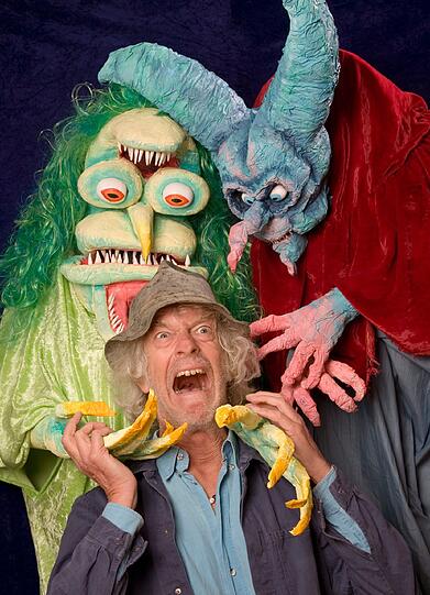 Josef Pretter kommt mit seinem Figurentheater bei den SWW vorbei.
