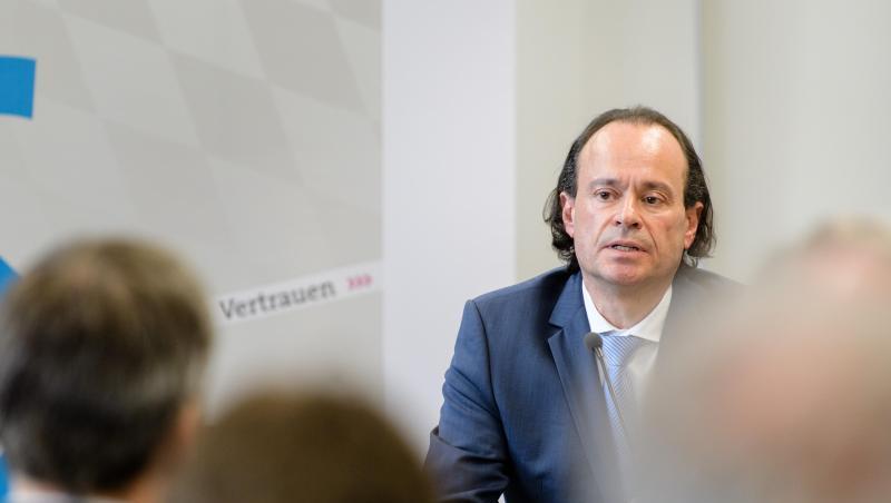 Kai Gräber ist Leiter der zuständigen Schwerpunktstaatsanwaltschaft Doping in München. Kai Gräber ist Leiter der zuständigen Schwerpunktstaatsanwaltschaft Doping in München.