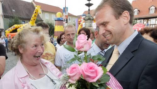 Bei den Wählern hatte Dieter Althaus lange einen Beliebtheits-Bonus. Das ändert sich jetzt. Bei den Wählern hatte Dieter Althaus lange einen Beliebtheits-Bonus. Das ändert sich jetzt.