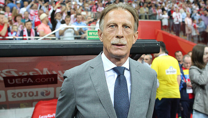 Christoph Daum ist nicht mehr Fußball-Nationaltrainer Rumäniens. Christoph Daum ist nicht mehr Fußball-Nationaltrainer Rumäniens.