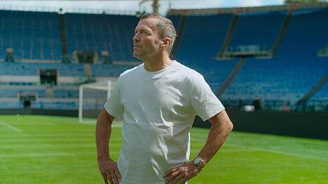 Lothar Matth&auml;us in der Sky-Doku "Ein Sommer in Italien" am Ort des Triumphes: im Stadio Olimpico di Roma.