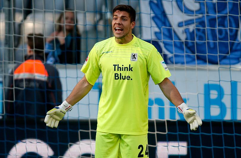 Stefan Ortega: Note: 3+  Die neue Nummer 1: Machte Kiraly vergessen und ist mit 22 Jahren schon Führungsspieler. Unvergessen seine &bdquo;Wir sind am Arsch&ldquo;-Brandrede nach der Pleite gegen Nürnberg.