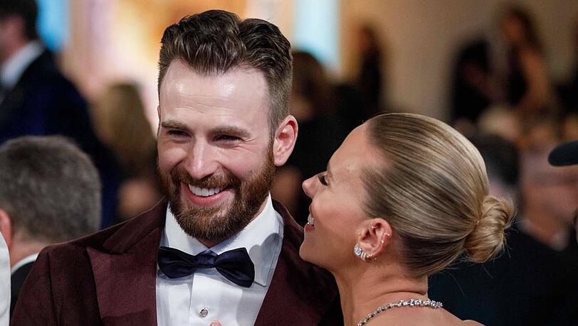 Chris Evans und Scarlett Johansson harmonieren offenbar. Chris Evans und Scarlett Johansson harmonieren offenbar.