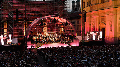 „Klassik am Odeonsplatz“ mit dem Symphonieorchester des Bayerischen Rundfunks.