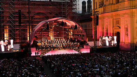 „Klassik am Odeonsplatz“ mit dem Symphonieorchester des Bayerischen Rundfunks.