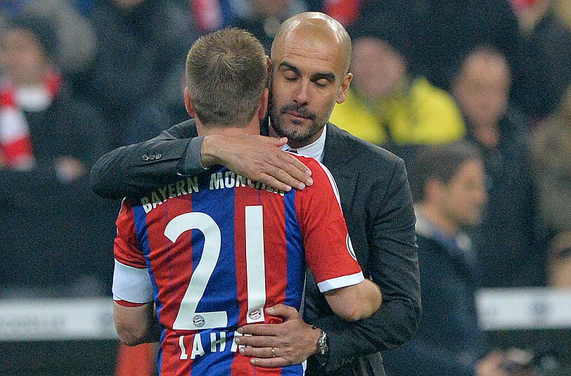 Guardiola und sein Kapitän: Ein Verkauf von Philipp Lahm steht nicht zur Debatte.
