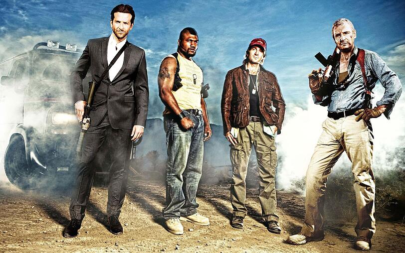Nach ihrem Ausbruch aus dem Gef&auml;ngnis muss das "A-Team" erst einmal untertauchen. Die M&auml;nner wollen den Schuldigen finden und zur Rechenschaft ziehen, der sie hinter Gitter gebracht hat. Von links: Face (Bradley Cooper), B. A. Baracus (Quentin "Rampage" Jackson), Murdock (Sharlto Copley) und Hannibal (Liam Neeson).