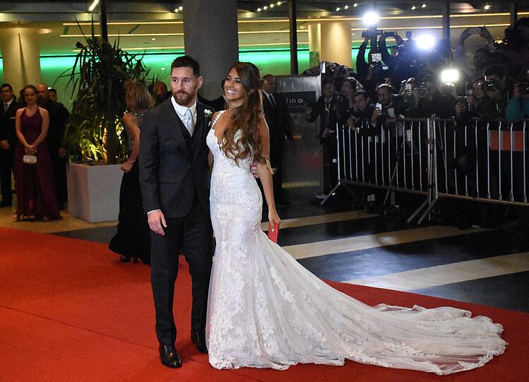 Die Bilder von der Hochzeit von Barca-Superstar Lionel Messi.