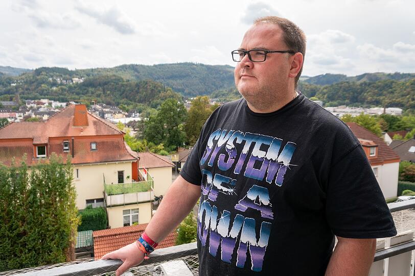 Nils (34) wurde als Jugendlicher gemobbt. Mit den Folgen k&auml;mpft er noch heute.