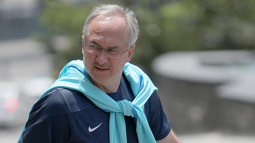 Neue Herausforderung: Uli Stielike.