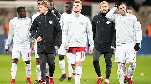 Ernüchterung bei den Leipzigern, die es nach Führung nur zu einem 2:2 gegen Bayer Leverkusen schafften und weiter hinter den Bayern herhinken.