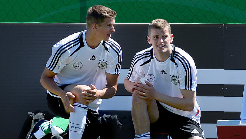 Ohne Lars und Sven Bender geht es für die Nationalmannschaft in die Spiele gegen Irland und Schweden Ohne Lars und Sven Bender geht es für die Nationalmannschaft in die Spiele gegen Irland und Schweden
