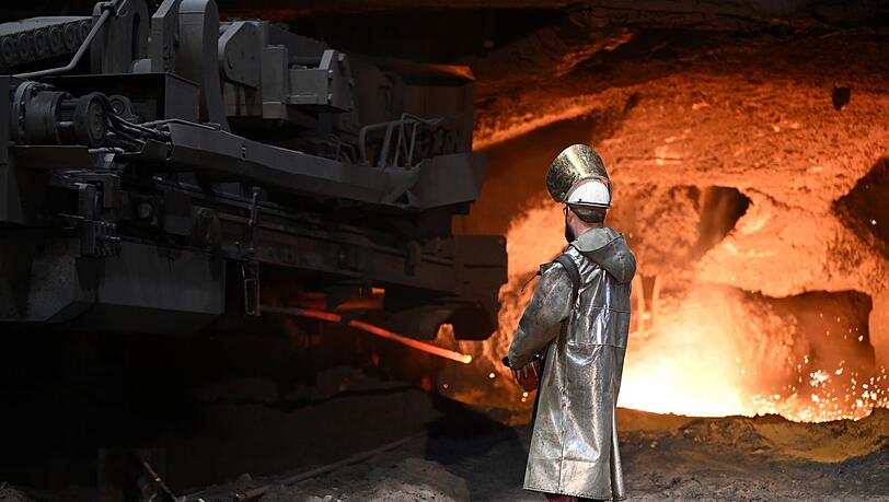 Hochofen von Thyssenkrupp Steel: Es wird auch künftig Stahl produziert werden, aber deutlich weniger als bislang.