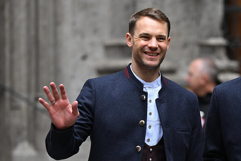 Torh&uuml;ter Manuel Neuer (kommt zur Meisterfeier.