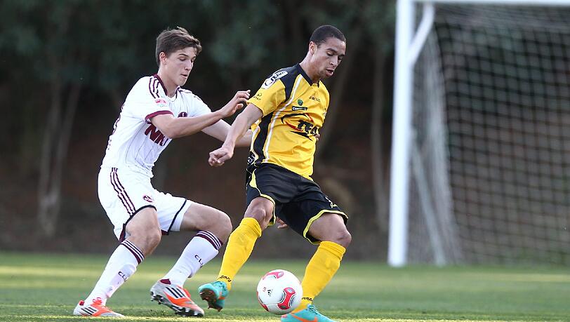 FCN-Talent Niklas Stark (l.) soll in Kürze seinen Vertrag beim Club verlängern.